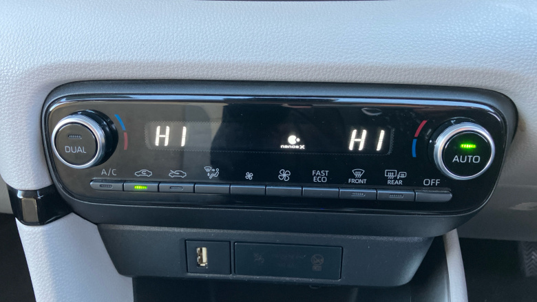 Toyota Yaris 1.5 Hybrid Excel 5dr CVT Hybrid Hatchback